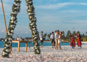 maledivy-hotel-sun-siyam-iru-veli-220_ext_w_1.jpg