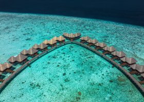 maledivy-hotel-sun-siyam-vilu-reef-317_ext_w_1.jpg