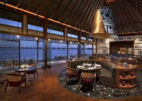 maledivy-hotel-waldorf-astoria-maldives-ithaafushi-033_ext_w_1.jpg