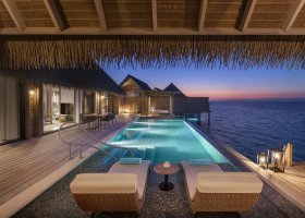 maledivy-hotel-waldorf-astoria-maldives-ithaafushi-115_ext_w_1.jpg