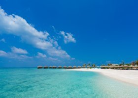maledivy-hotel-you-me-by-cocoon-152_ext_w_1.jpg