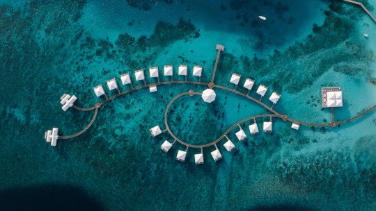 Diamonds Thudufushi Maldives