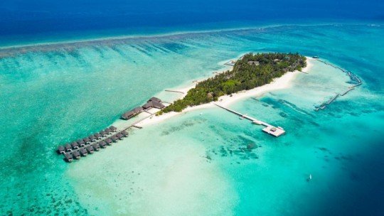 Summer Island Maldives ****