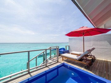 Water Villa with Pool and Slide